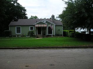 500 W Bullock St, Denison, TX 75020
