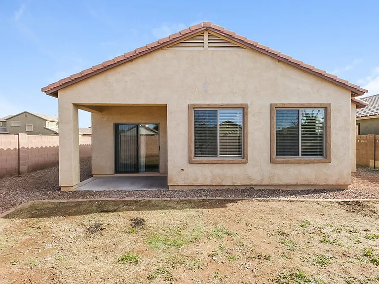 38514 N Navarro Dr — Photo 16