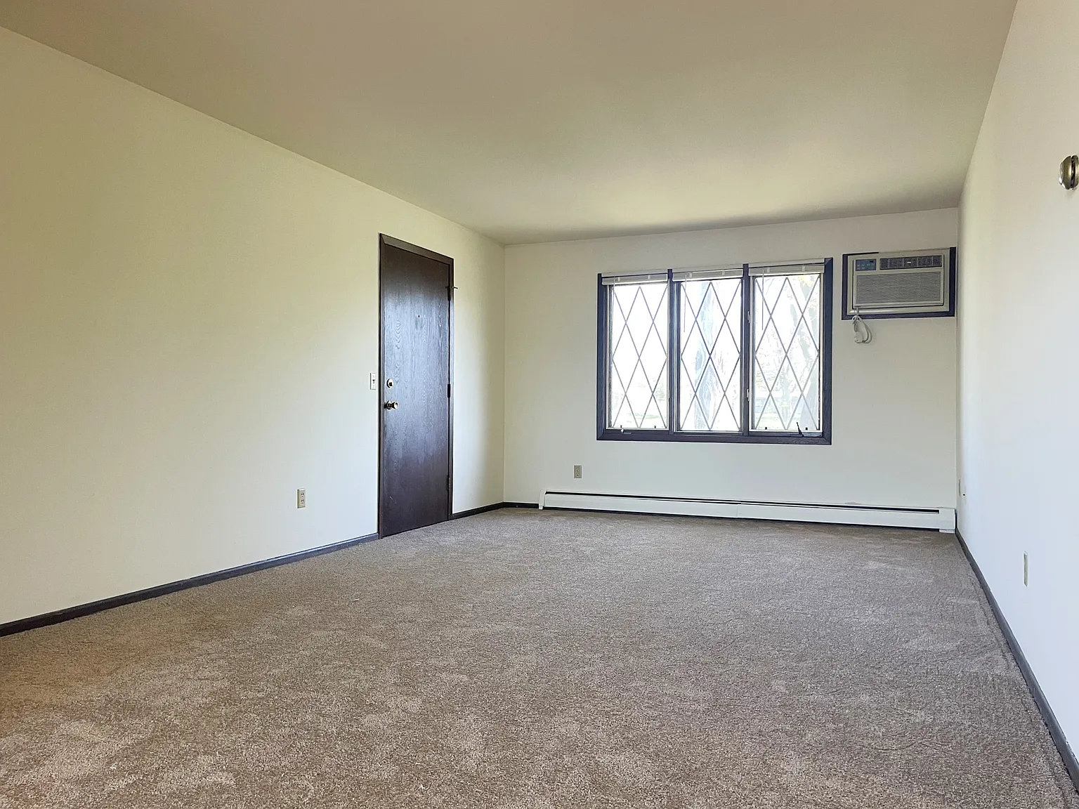 RM 2367 Chalet Gardens Road — Photo 4
