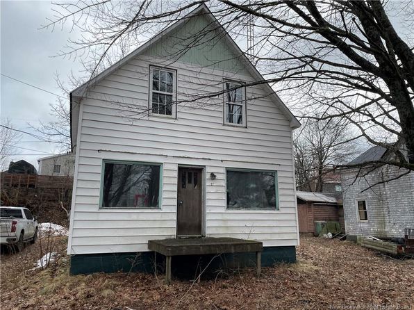 22 Beech St, McAdam, NB E6J 1V8
