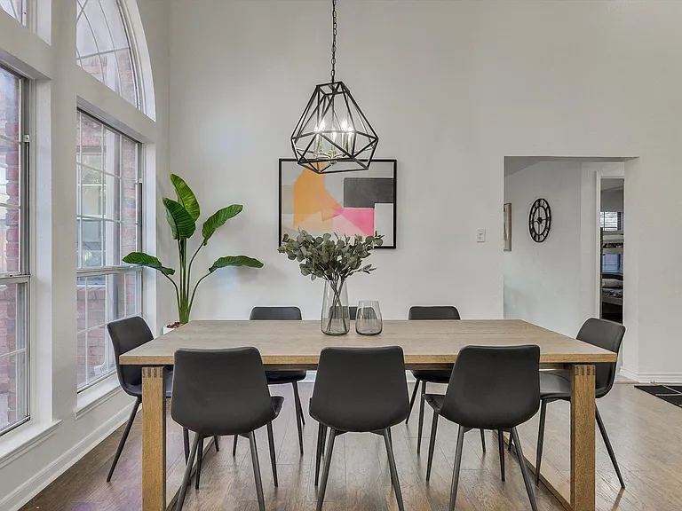4402 Goodwin St — Photo 11