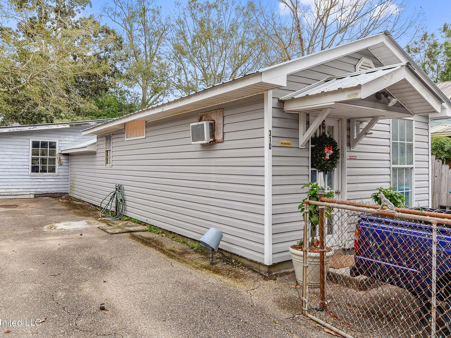 310 Dewey Ave, Ocean Springs, MS 39564 Zillow