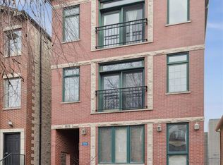 1031 N Mozart St #2, Chicago, IL 60622