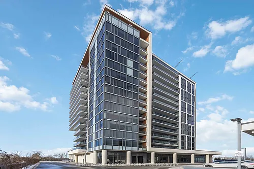 9618 Yonge St Photo 1