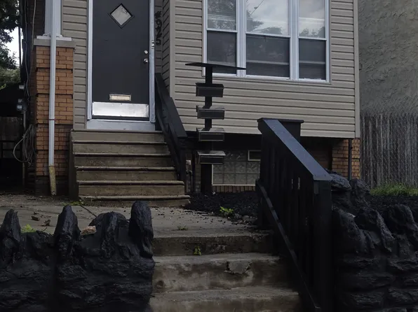 4925 Royal St Floor 3, Philadelphia, PA 19144