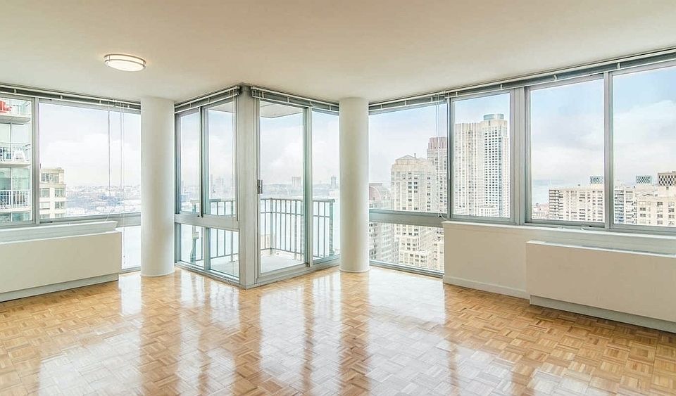 1st image of 101 W End Ave APT 21E