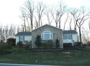1744 Prayer Mission Rd, Windsor, PA 17366