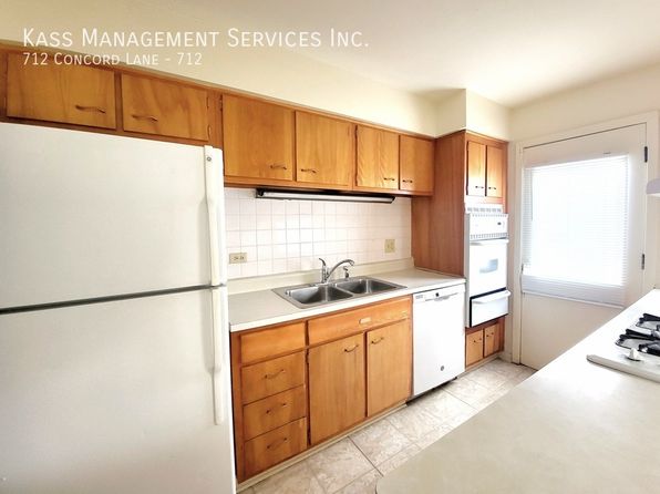 712 Concord Ln #712