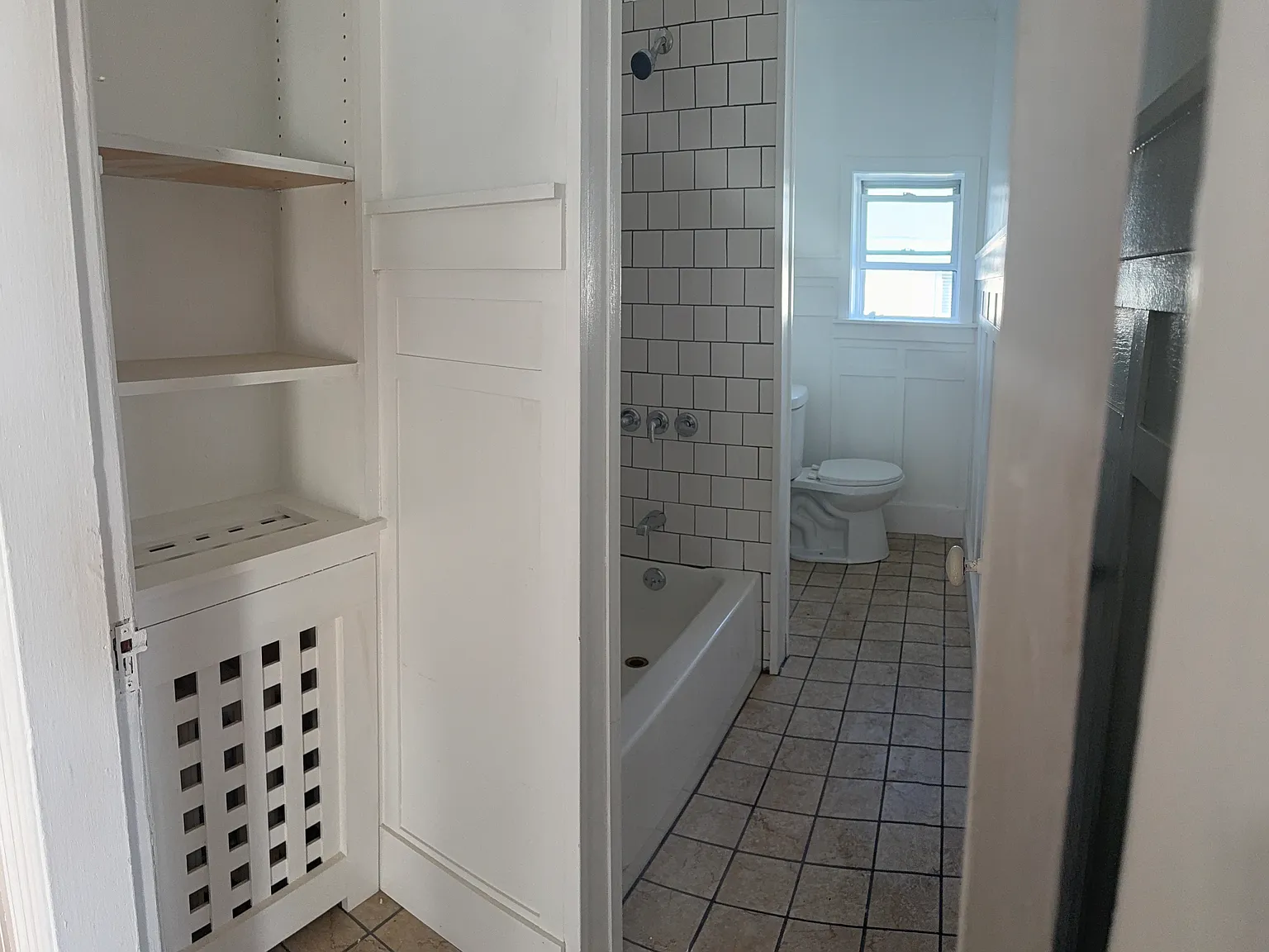 105 Julia St — Photo 4