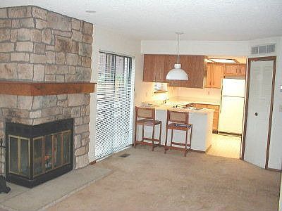 Living Rm & Kitchen