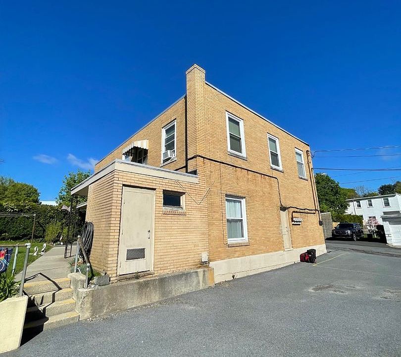 1734 W Market Street Apartment Rentals Pottsville, PA Zillow