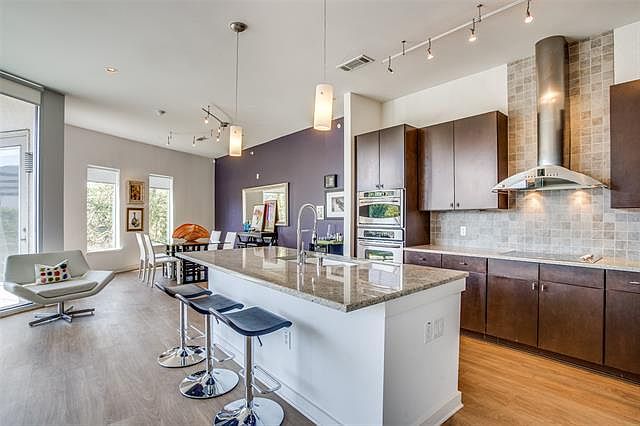 1st image of 2950 McKinney Ave APT 309