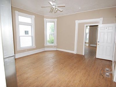 2nd image of 419 Sherburne Ave