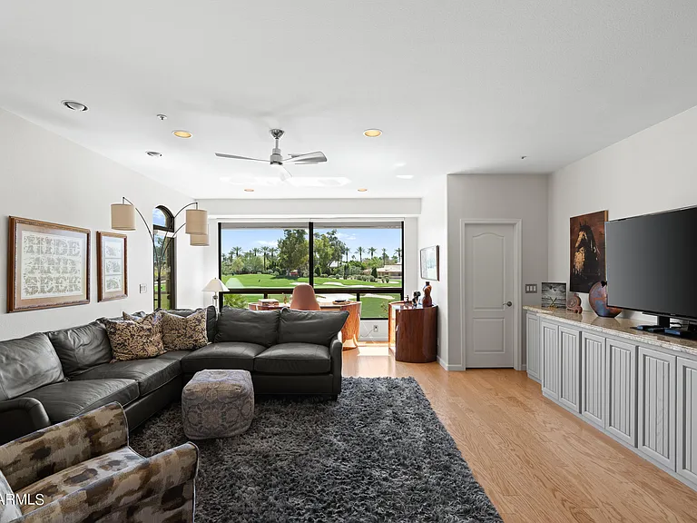 7705 E Doubletree Ranch Rd #3 — Photo 22