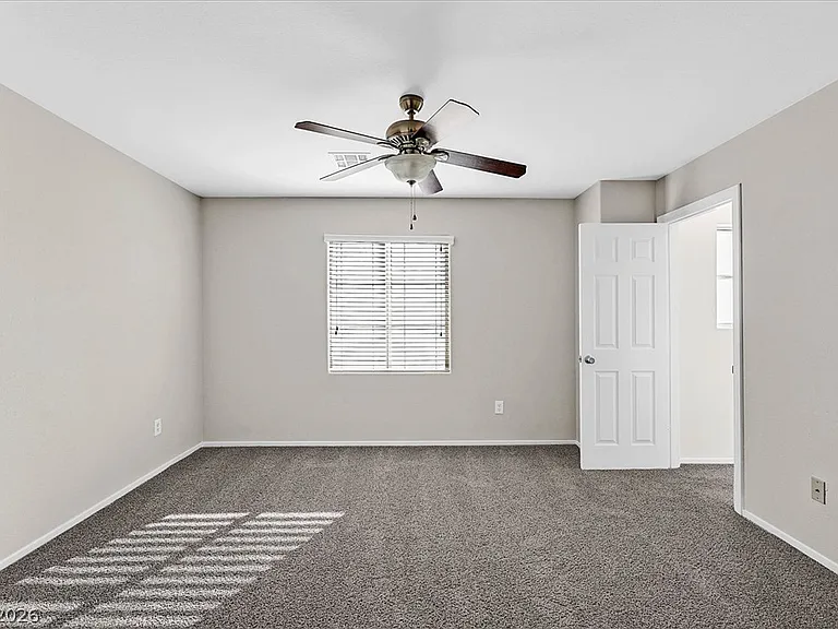 9404 Jewel Lake Ave — Photo 2
