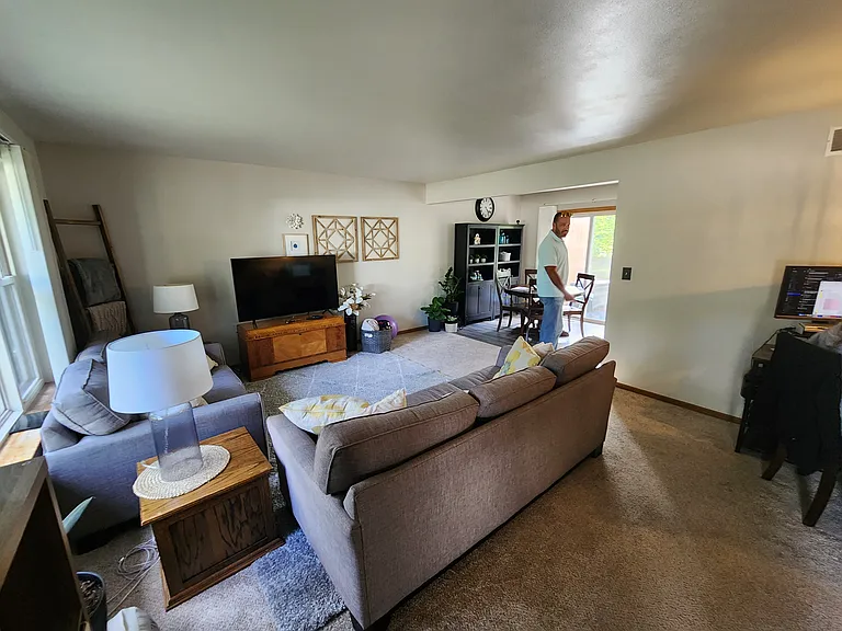 7212 Ashwood Ln — Photo 9