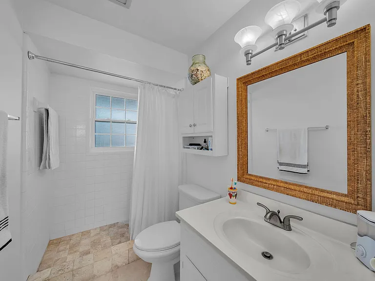 13540 Stratford Place Cir #202 — Photo 10