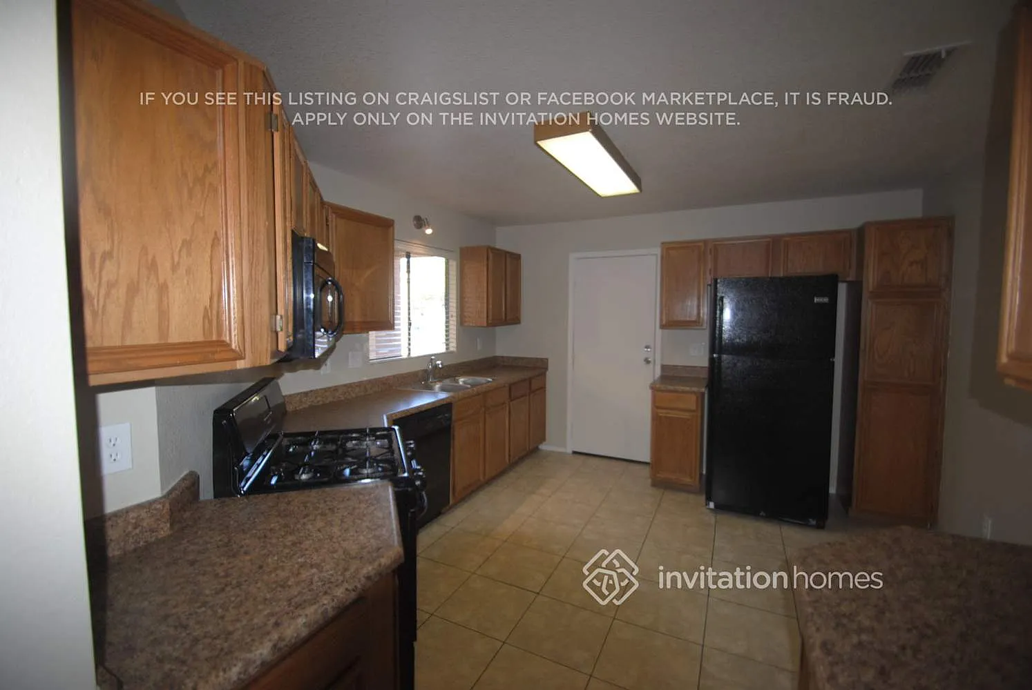 737 E Sack Dr Phoenix, AZ 85024 — Photo 4