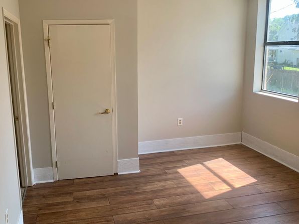 201 Sewanee St #206