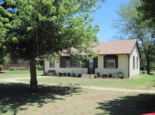 819 N Springfield Ave, Anthony, KS 67003