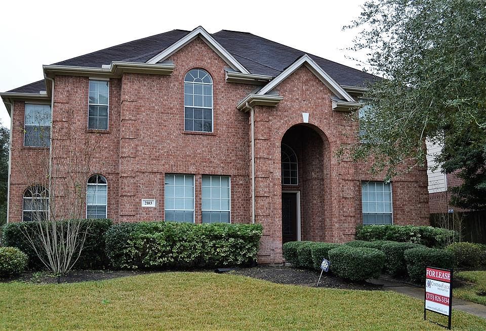 1st image of 2103 Hill Canyon Ct