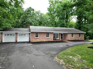 12 White Birch Trl, Medford, NJ 08055