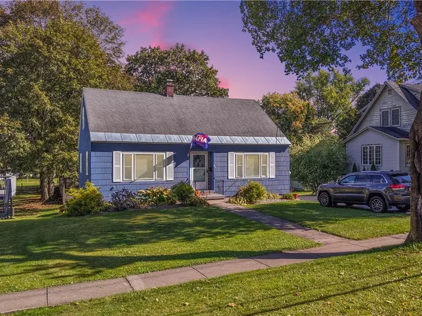 91 Oxford Rd, New Hartford, NY 13413