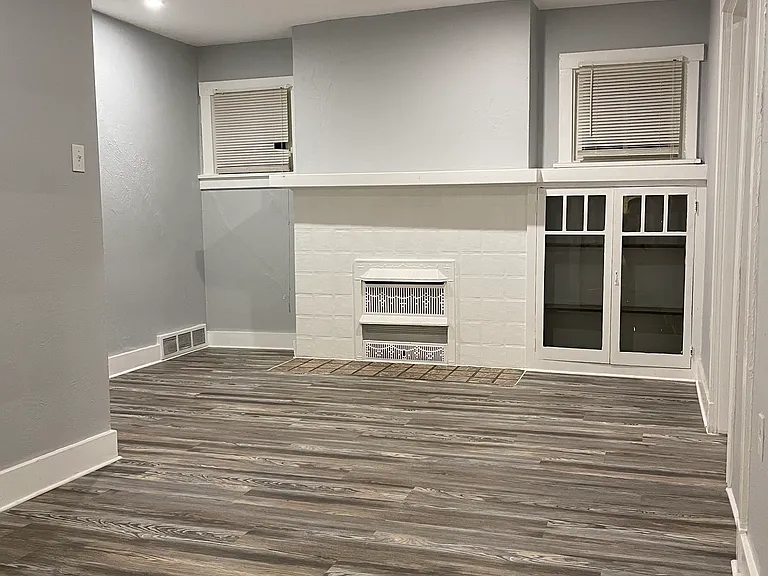 924 Clarissa St #B — Photo 6