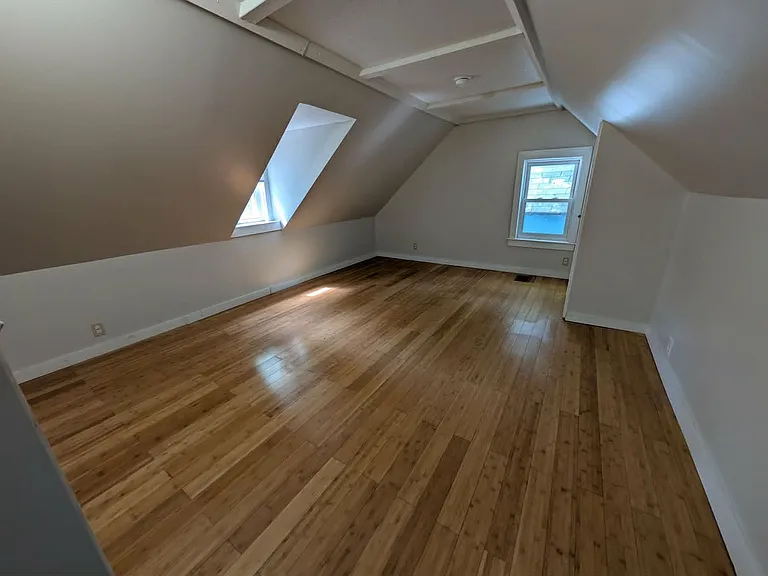 258 Essex St — Photo 21