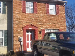 417 Old Forge Dr, Bath, PA 18014