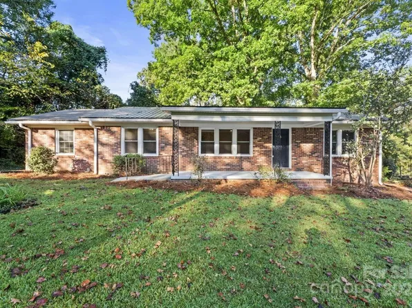 51 Sycamore St, Winnsboro, SC 29180