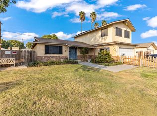 662 Meadow Ln, Lemoore, CA 93245