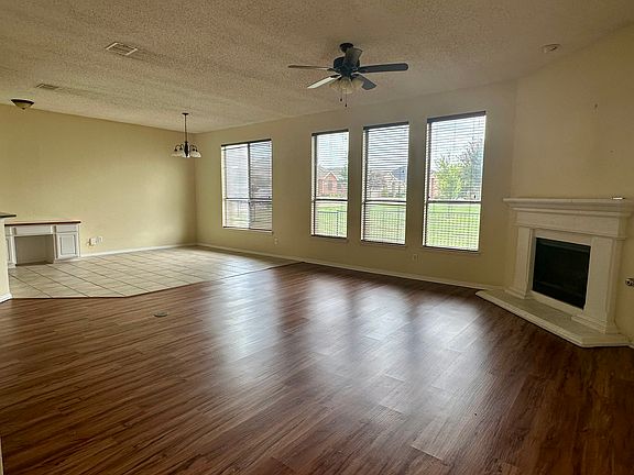 Family Room and Breakfast area