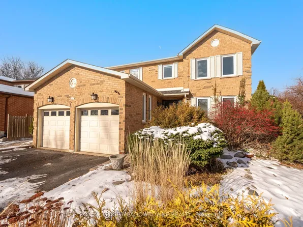 16 Cox Cres, Brampton, ON L6X 3H1