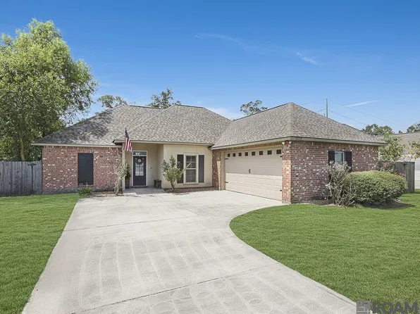12712 Jaden Dr, Walker, LA 70785