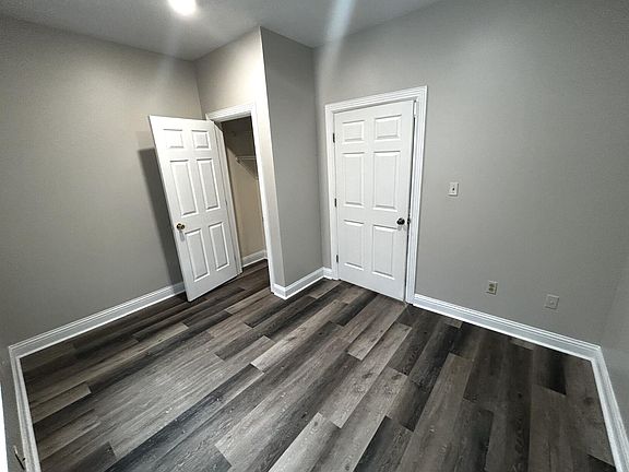 4th image of 308 Spangler Dr