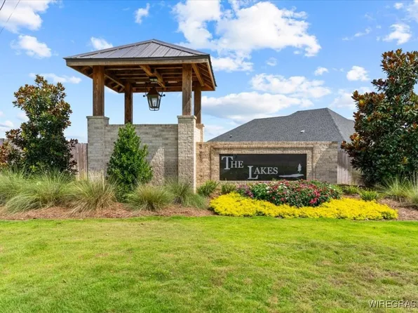 111 Kallie Ct, Enterprise, AL 36330