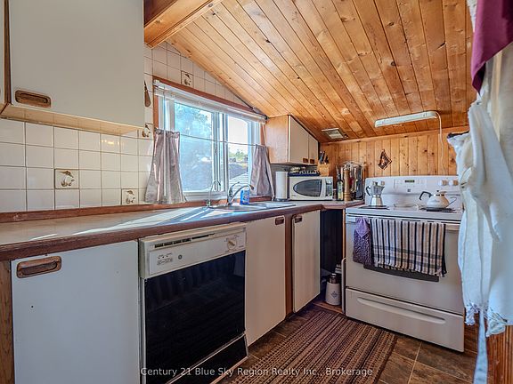 4th image of 16 Gabriel Rd