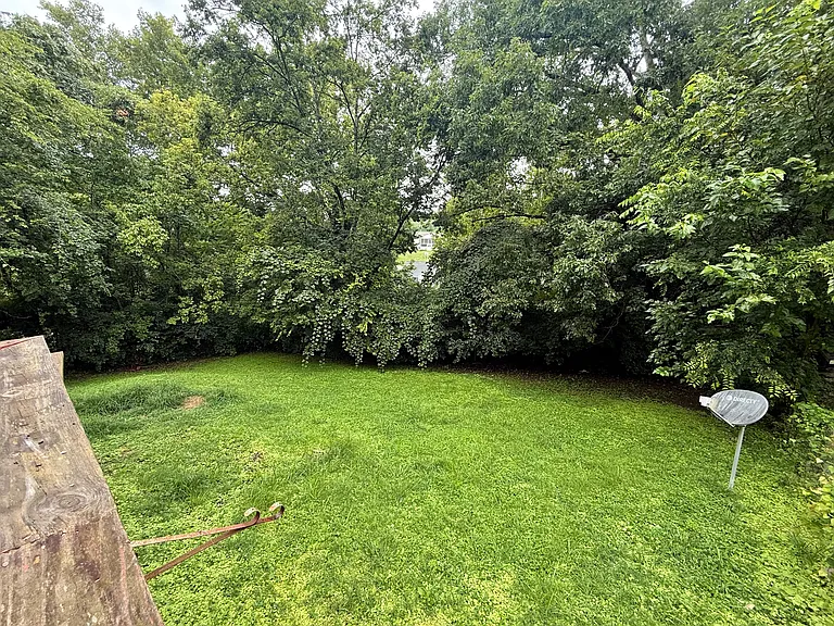 2601 Gaston Ave — Photo 15