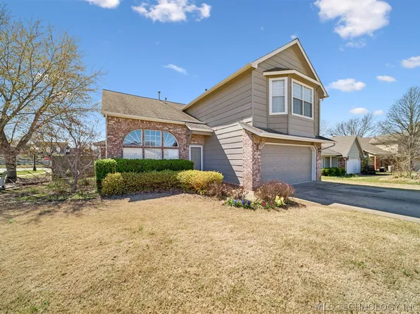 1702 W 110th Pl S, Jenks, OK 74037