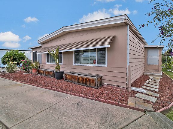 2nd image of 284 Oahu Cir
