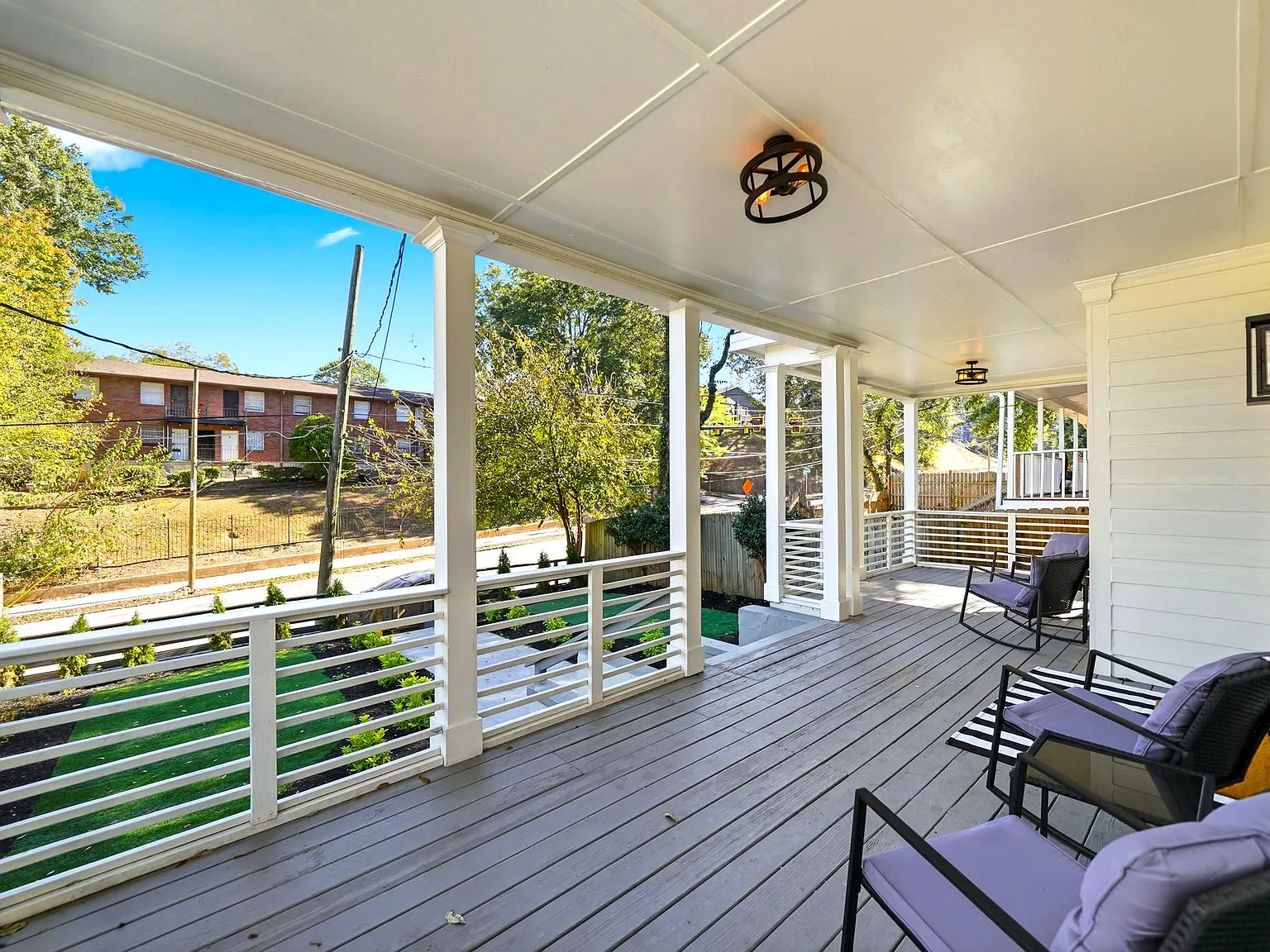 4 bed, 4.5 bath, 3500 sqft, $6,650 — Photo 3