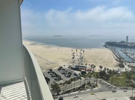 700 E Ocean Blvd
