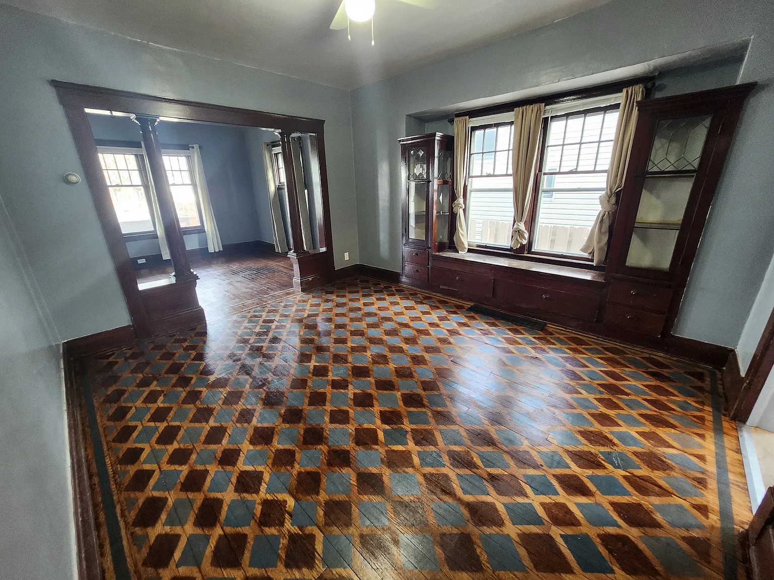 3511 Behrwald Ave — Photo 1