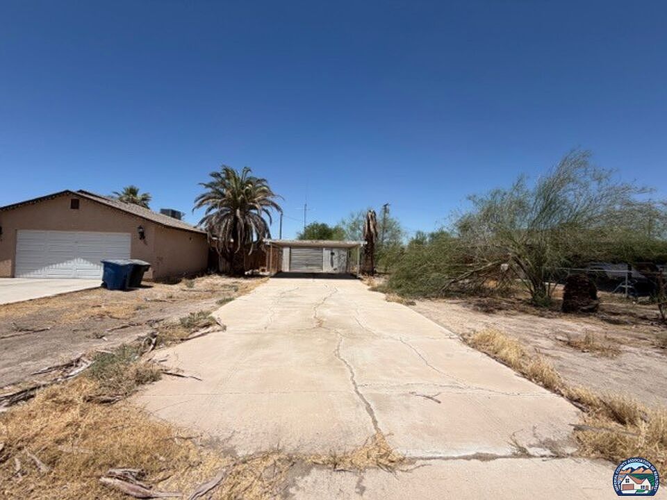 1st image of 170 E Bonita St