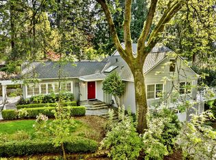 2348 Summit Dr, Lake Oswego, OR 97034