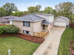16368 Terry Ln, Oak Forest, IL