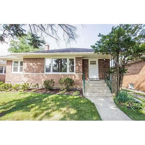 2414 Belleview Ave photo 1