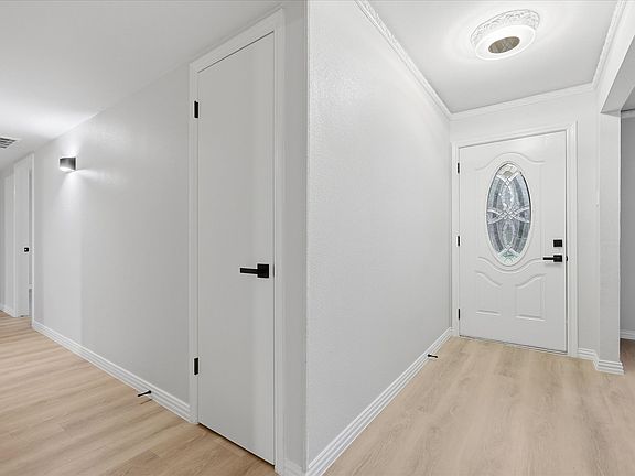 5th image of 5719 Enchanted Ln