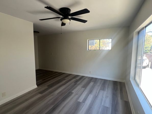 1447 W 35th Pl APT 1